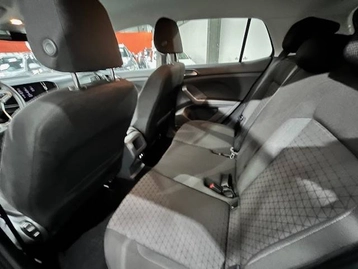 Image véhicule  Volkswagen T-CROSS (19)