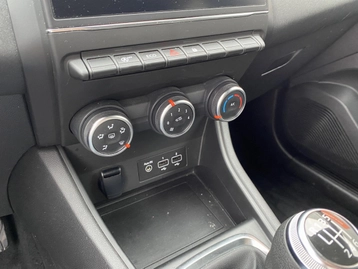 Image véhicule  Renault CAPTUR (17)
