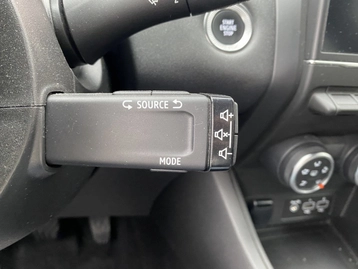 Image véhicule  Renault CAPTUR (10)