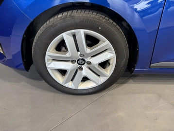 Image véhicule  Renault CLIO (35)
