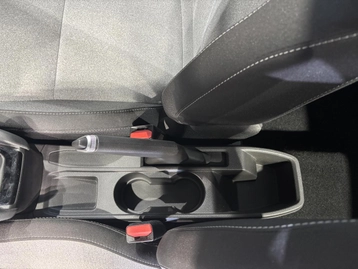 Image véhicule  Renault CLIO (19)