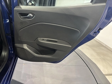 Image véhicule  Renault CLIO (28)