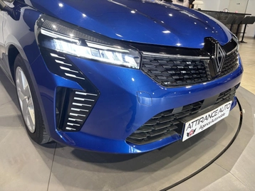 Image véhicule  Renault CLIO (39)