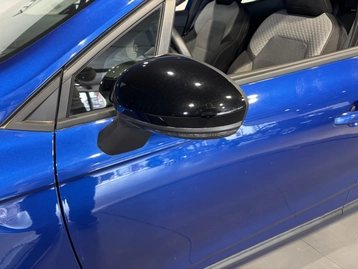 Image véhicule  Renault CLIO (36)