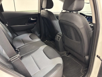 Image véhicule Kia E-NIRO (27) Image véhicule Kia E-NIRO (27)