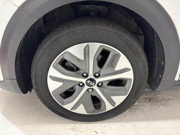 Image véhicule Kia E-NIRO (38) Image véhicule Kia E-NIRO (38)