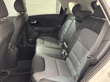 Image véhicule Kia E-NIRO (18) Image véhicule Kia E-NIRO (18)