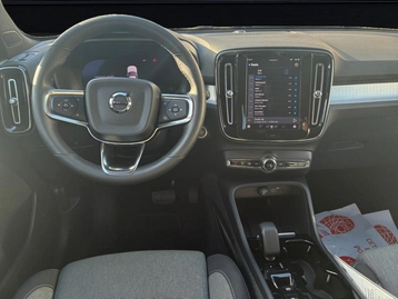 Image véhicule  Volvo XC40 (18)