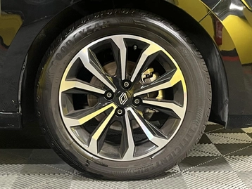 Image véhicule  Renault CLIO (15)