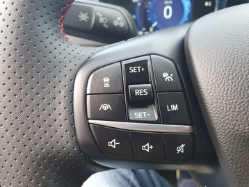 Image véhicule  Ford KUGA (12)