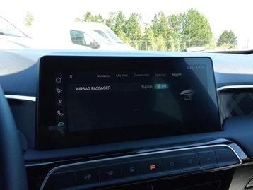 Image véhicule  MG MG3 (33)