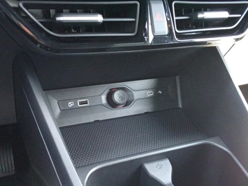 Image véhicule  MG MG3 (13)