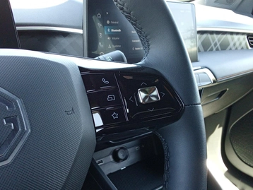 Image véhicule  MG MG3 (42)