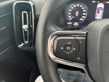 Image véhicule  Volvo XC40 (25)