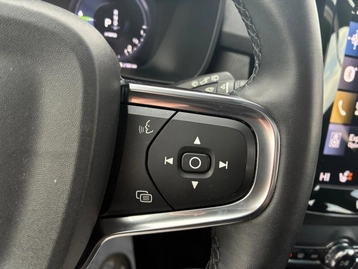 Image véhicule  Volvo XC40 (26)