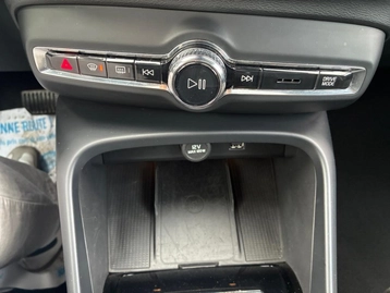 Image véhicule  Volvo XC40 (35)