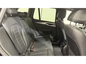 Image véhicule  BMW X3 (52) Image véhicule  BMW X3 (52)