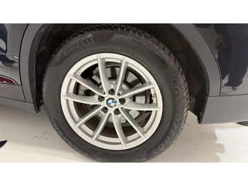 Image véhicule  BMW X3 (34) Image véhicule  BMW X3 (34)