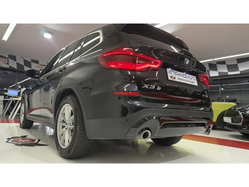 Image véhicule  BMW X3 (38) Image véhicule  BMW X3 (38)