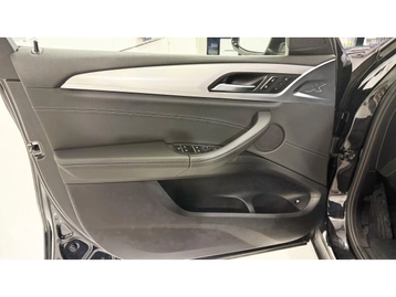 Image véhicule  BMW X3 (7) Image véhicule  BMW X3 (7)