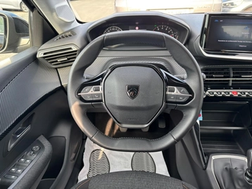 Image véhicule  Peugeot 208 (6)