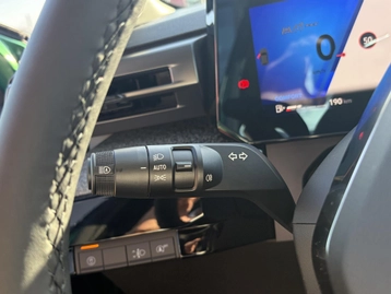 Image véhicule  Renault CLIO VI (32)