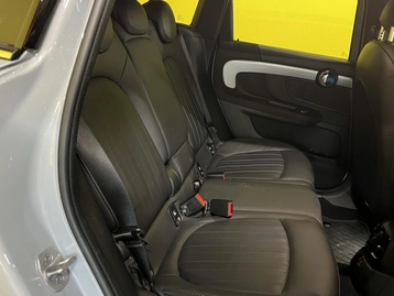 Image véhicule  Mini COUNTRYMAN (11)