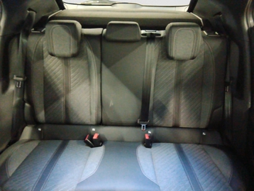 Image véhicule  Peugeot 2008 (12)