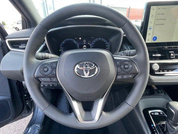 Image véhicule  Toyota COROLLA TOURING SPORTS (12)