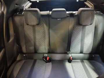 Image véhicule  Peugeot 2008 (12)