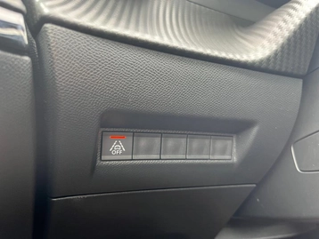 Image véhicule  Peugeot 2008 (24)