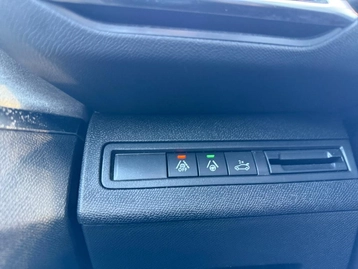 Image véhicule  Peugeot 5008 (33)