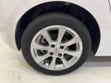 Image véhicule Opel CORSA (38) Image véhicule Opel CORSA (38)