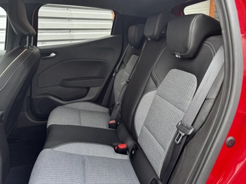 Image véhicule  Renault CLIO (4)