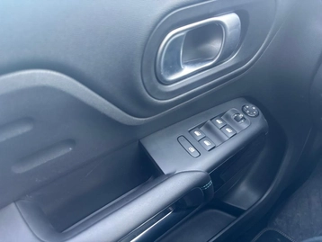 Image véhicule  Citroën C5 AIRCROSS (12)