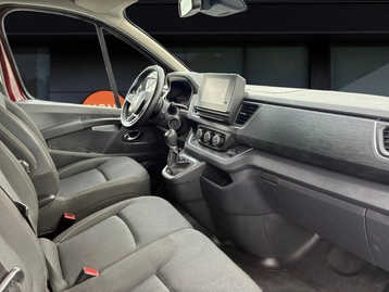 Image véhicule  Renault TRAFIC (17)