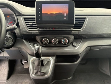 Image véhicule  Renault TRAFIC (35)