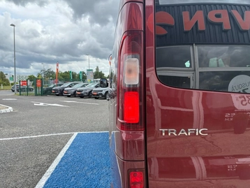 Image véhicule  Renault TRAFIC (14)