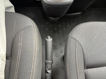 Image véhicule  Renault TRAFIC (38)