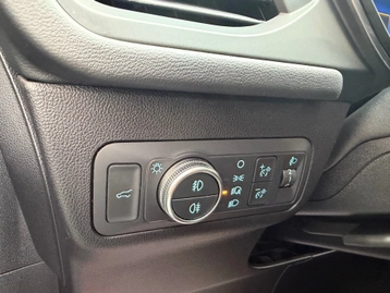 Image véhicule  Ford KUGA (17)