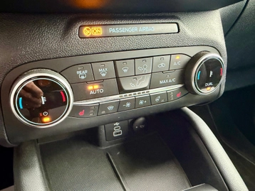 Image véhicule  Ford KUGA (19)