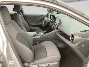 Image véhicule  Toyota C-HR (17)