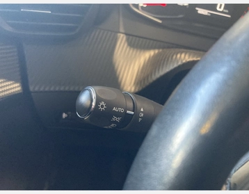 Image véhicule  Peugeot 208 (16)