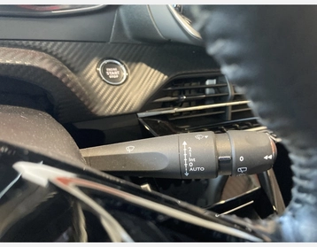 Image véhicule  Peugeot 208 (15)