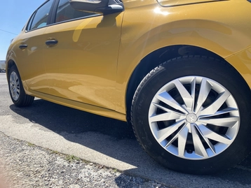 Image véhicule  Peugeot 208 (6)