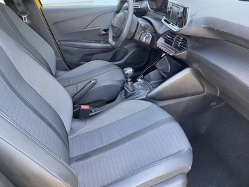 Image véhicule  Peugeot 208 (12)
