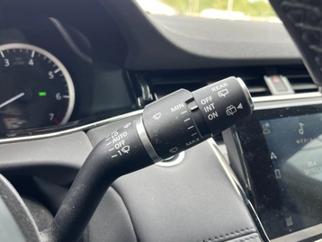 Image véhicule  Land Rover EVOQUE (28)