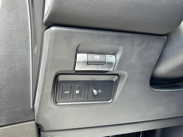 Image véhicule  Land Rover EVOQUE (38)