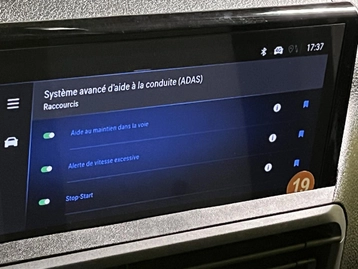 Image véhicule  Opel VIVARO (42)