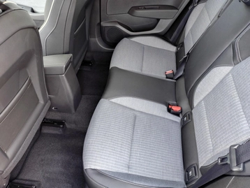 Image véhicule Renault CLIO (6) Image véhicule Renault CLIO (6)